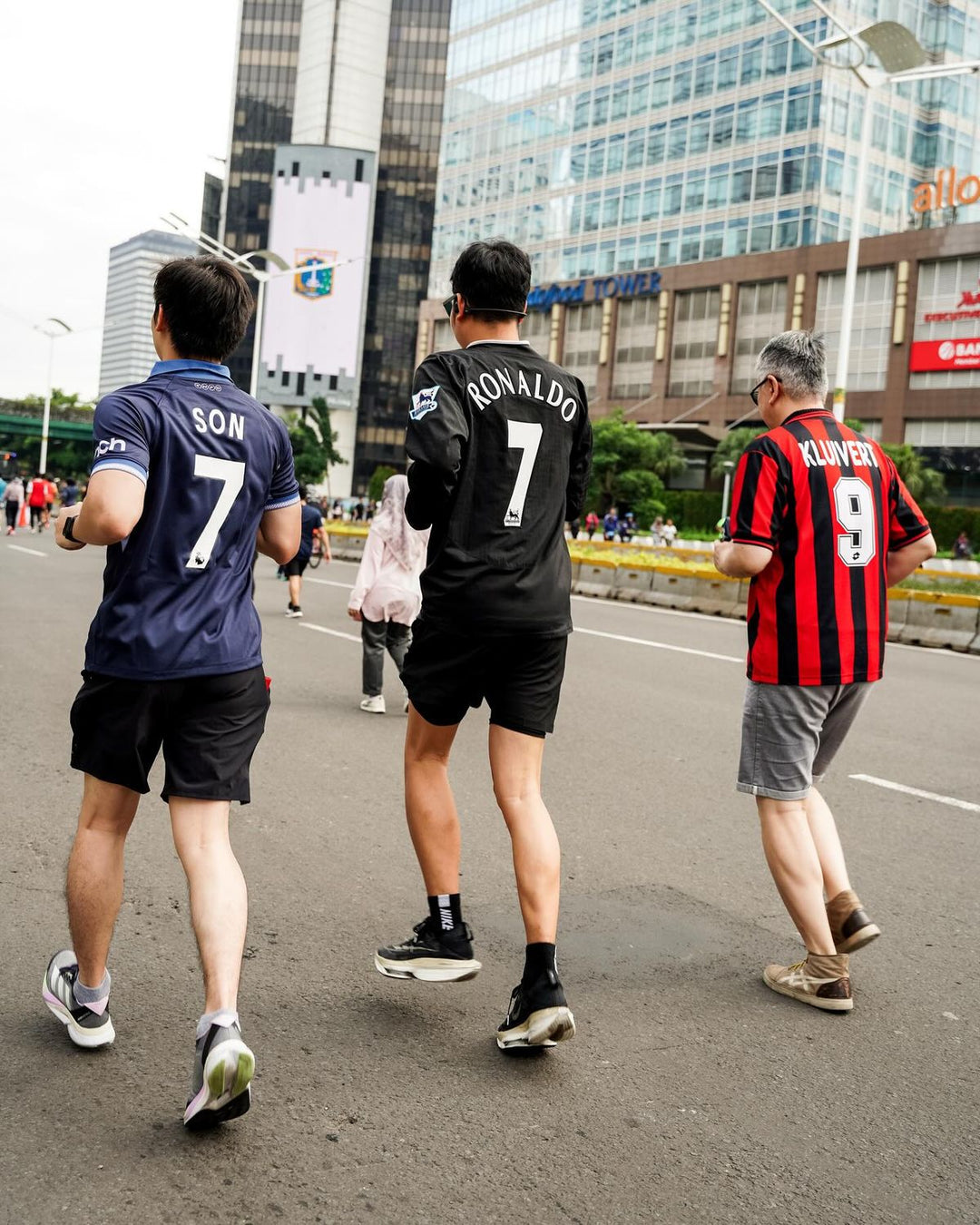 The rise of cross-sport jersey style: A Gen Z thing or just the new cool? 🤔