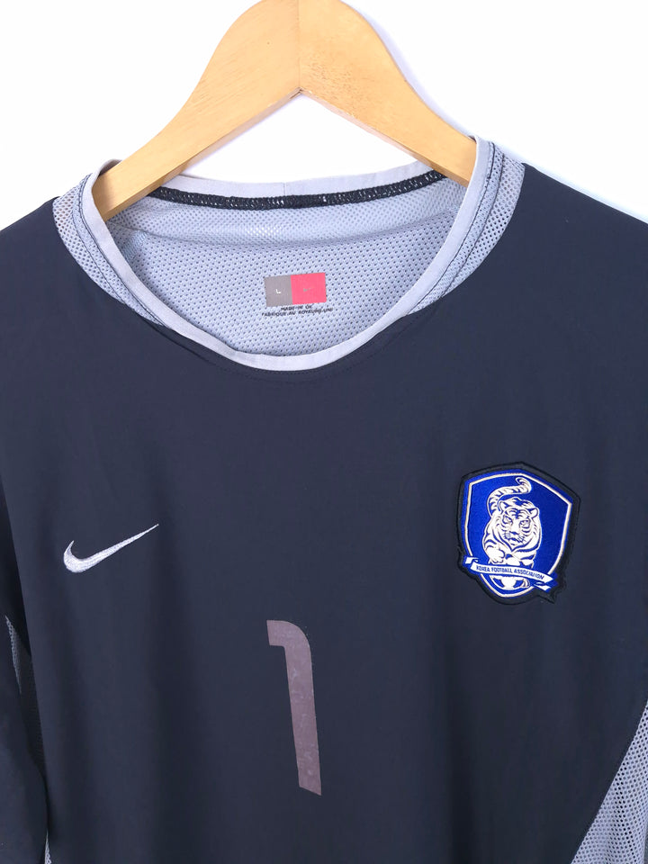 South Korea 2002 GK Shirt Player Issue (W J Lee)