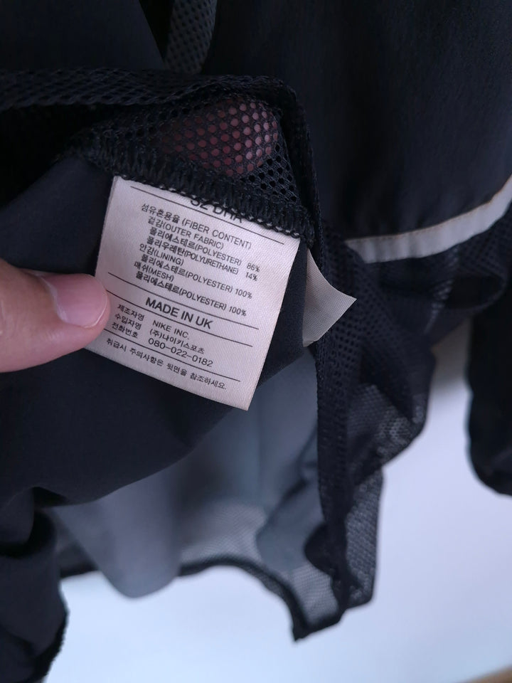 South Korea 2002 GK Shirt Player Issue (W J Lee)