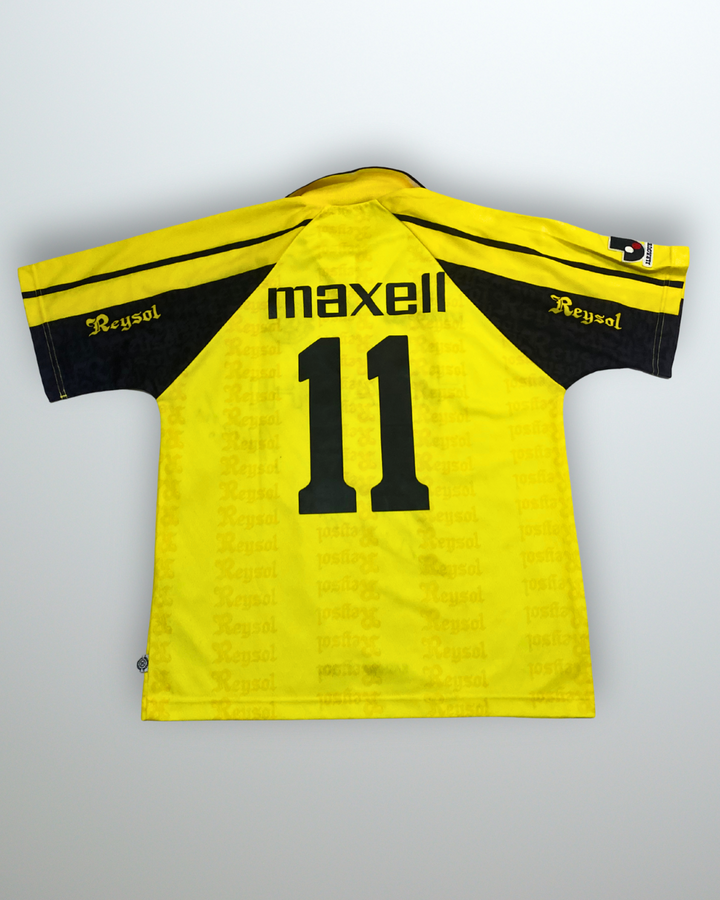 Kashiwa Reysol 1997 Home with signs