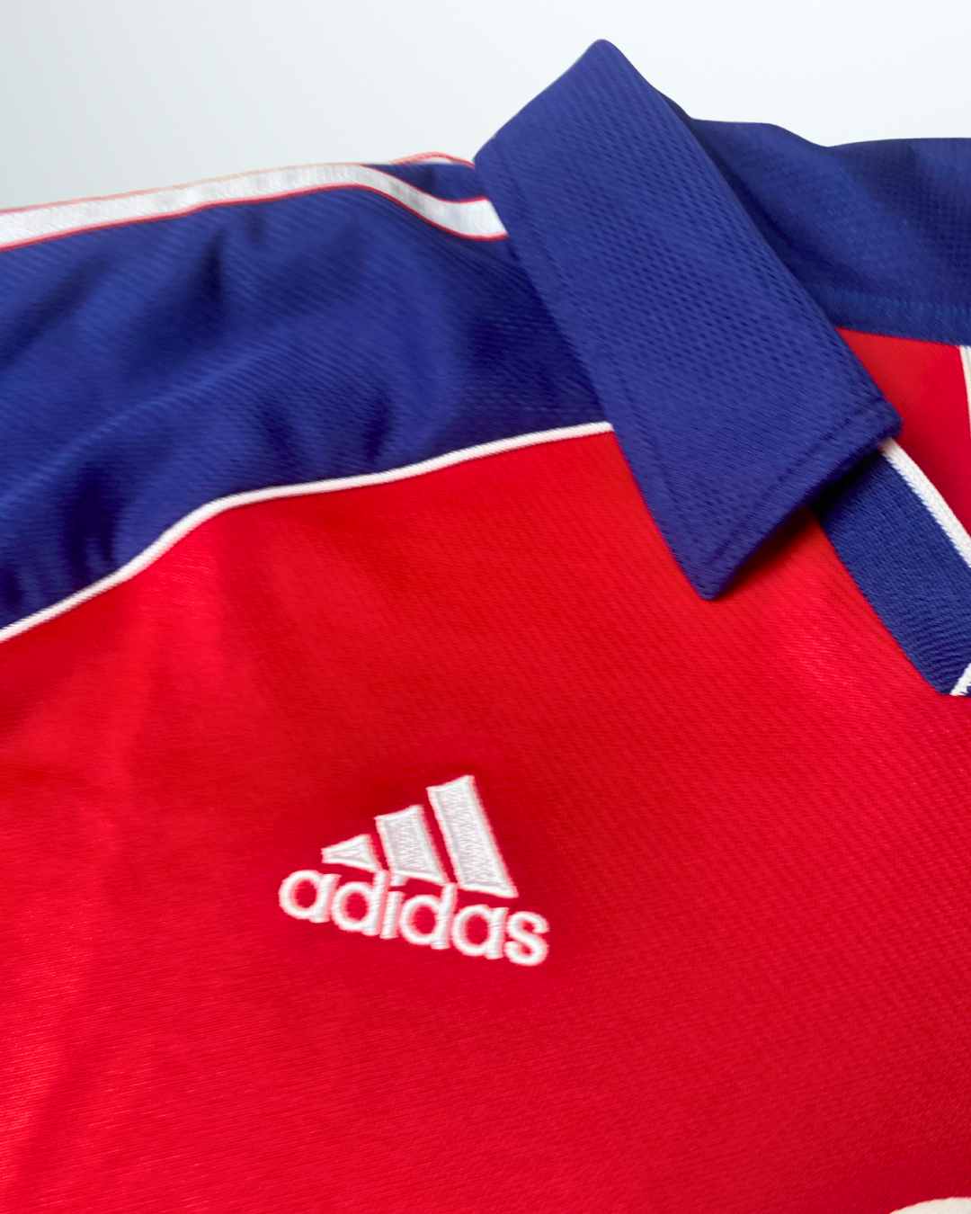 Bayern Munich 1999 Home Kit L/S #9 Elber Player Issue