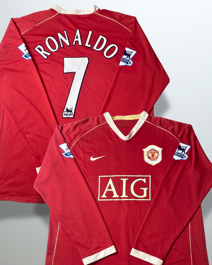 Manchester United 2006 Home Shirt L/S #7 Ronaldo