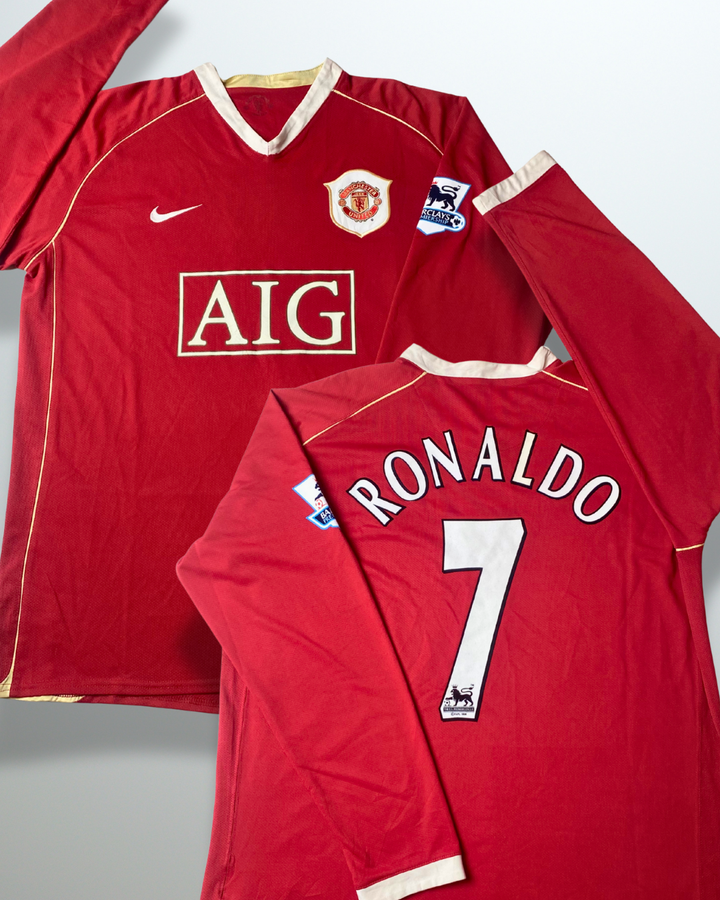 Manchester United 2006 Home Shirt L/S #7 Ronaldo